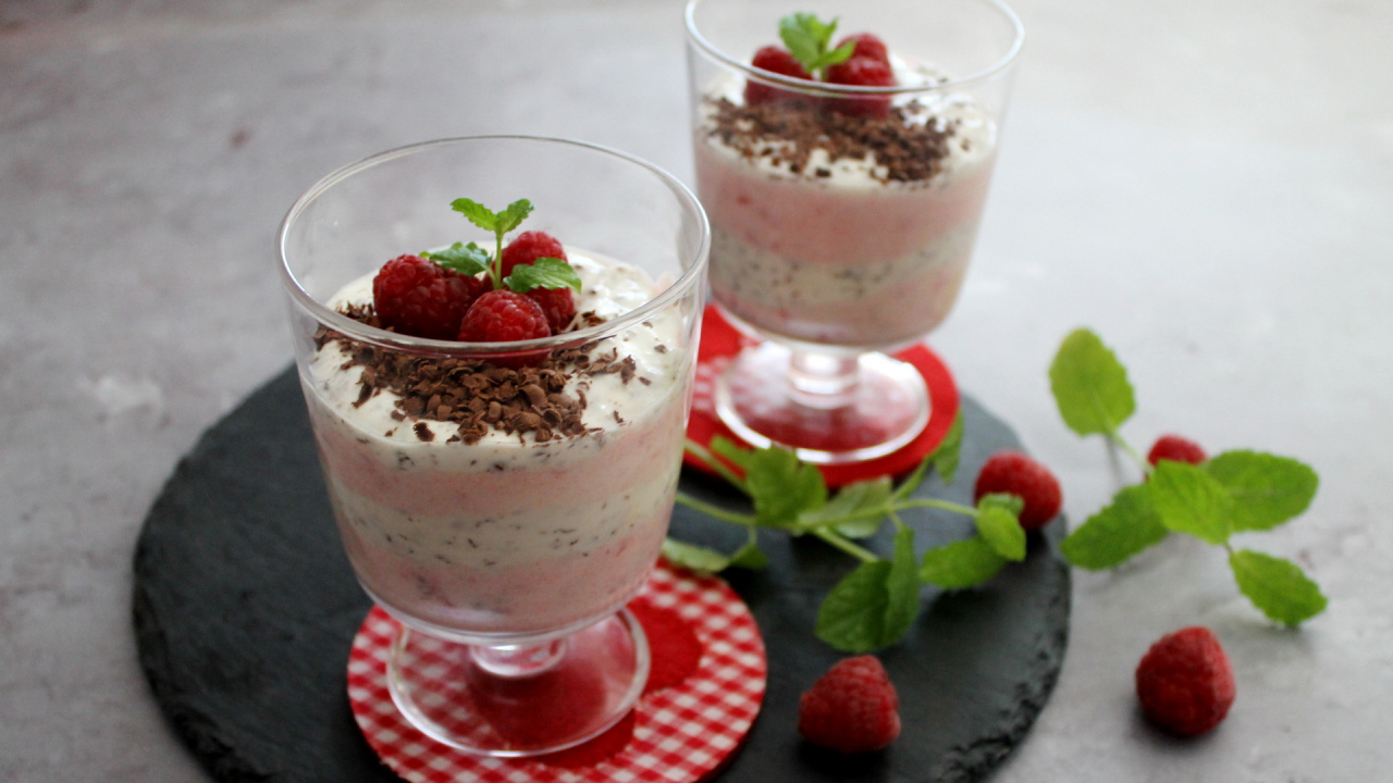 Strawberry chocolate mousse recipe