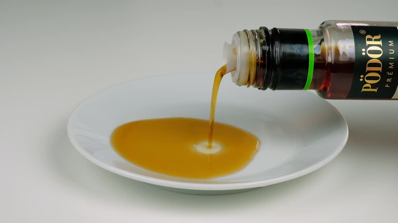 Apricot vinegar